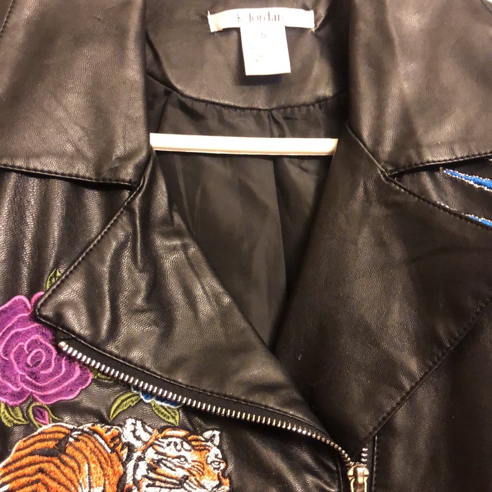 NWOT faux leather embroidered jacket - Picture 6 of 12